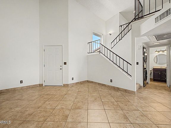 4th image of 19601 N 7th Street #2107