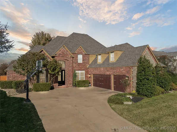 8603 E 104th St S, Tulsa, OK 74133