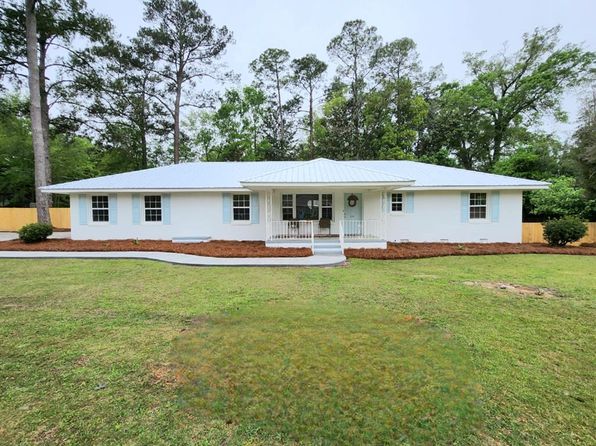 201 Palm Ave, Thomasville, GA 31792