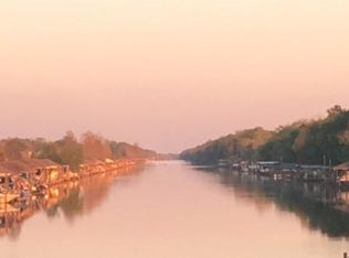 11172 River, Gonzales, LA 70737