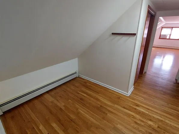 48 West 32nd Street image 7 of 15