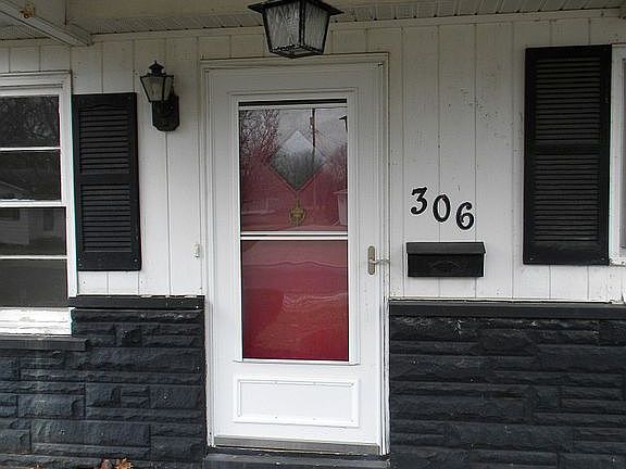 2nd image of 306 S Juliana St