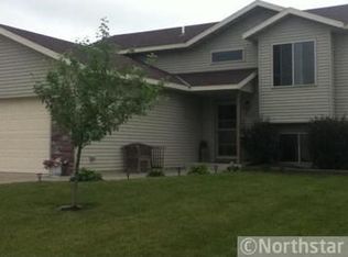1071 Orchid Dr NE, Sauk Rapids, MN 56379