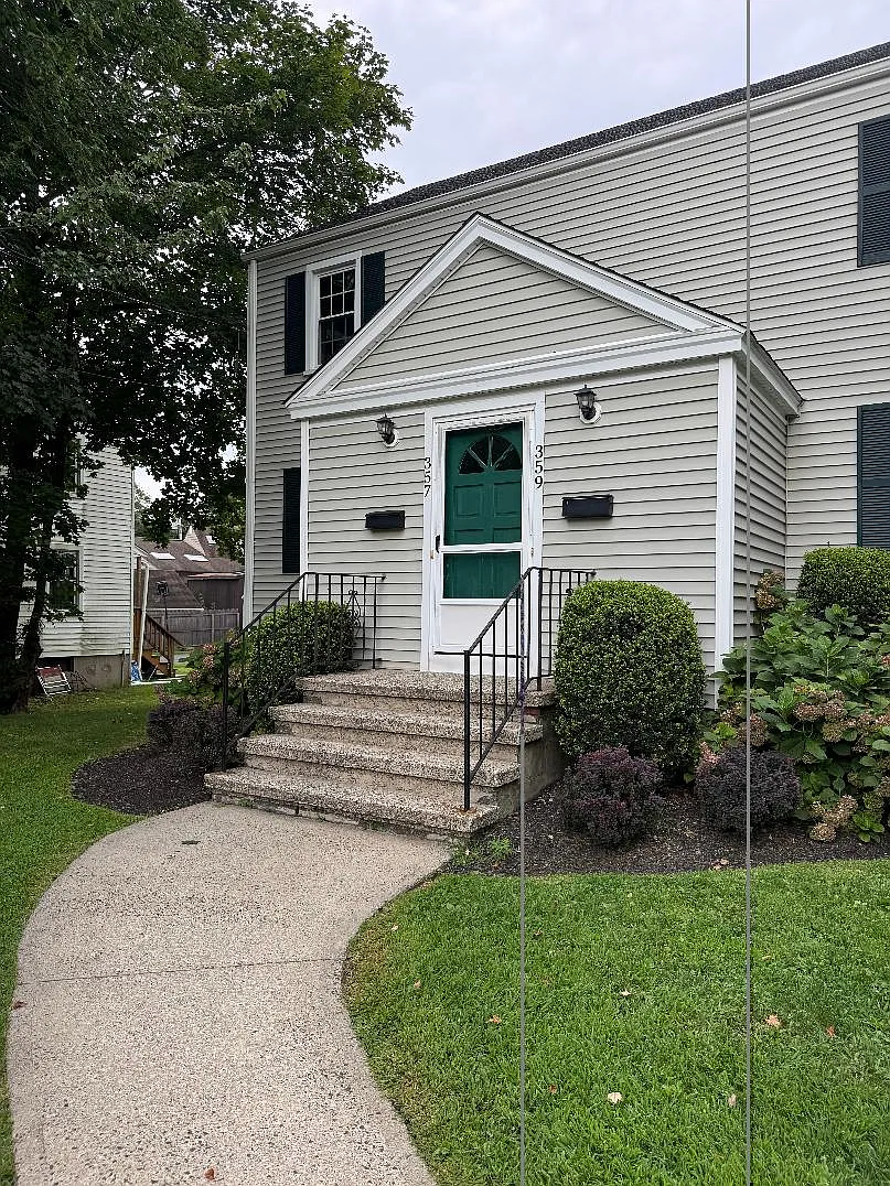 2 bed, 1000 sqft, $2,600 — Photo 1