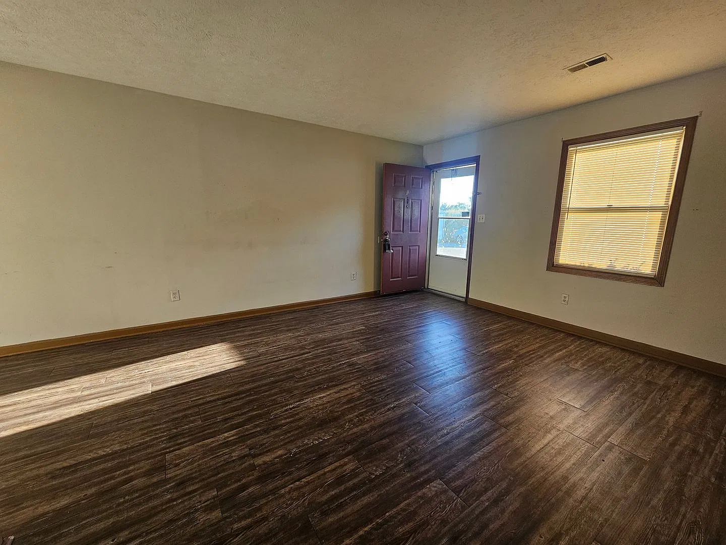 Thompson Dr — Photo 2