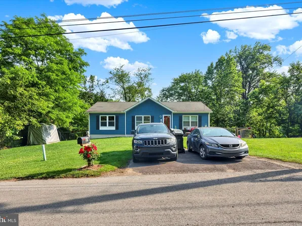 61 S Brandywine Ave, Coatesville, PA 19320