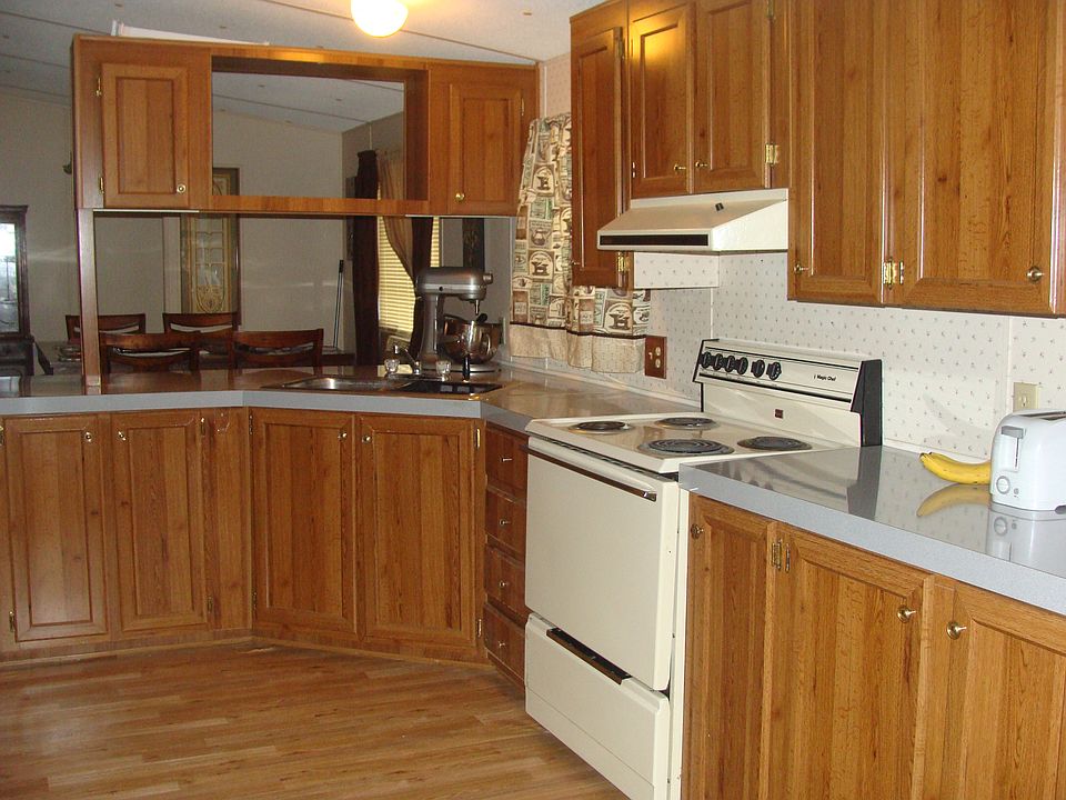 1st image of 1666 Sugarbush St