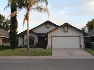 890 Cedar Canyon Cir, Galt, CA 95632