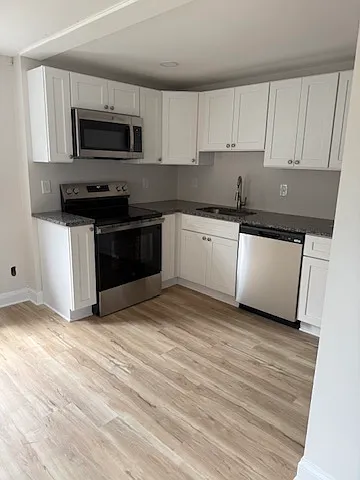 3229 Westmont Ave — Photo 6