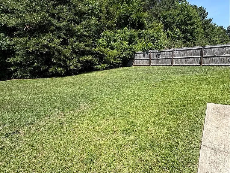 365 Roanoke Dr — Photo 34
