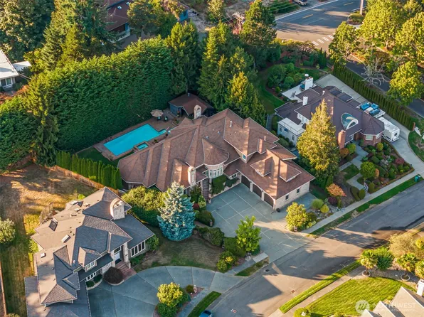 19305 4th Place SW, Normandy Park, WA 98166
