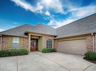 822 Willow Grande Cir, Brandon, MS 39047