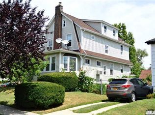 4103 168th St, Flushing, NY 11358