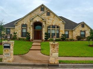 424 N Cedar Ridge Cir, Robinson, TX 76706