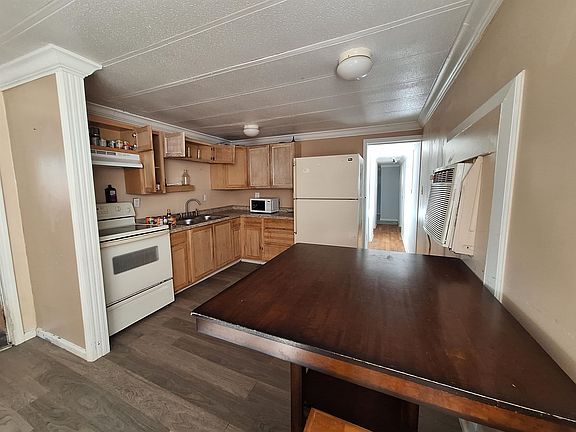 2nd image of 3456 William Walker Ln