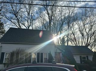 1284 High St, Westwood, MA 02090