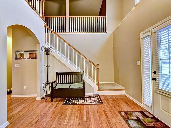 3rd image of 3440 Park Glenn Ln