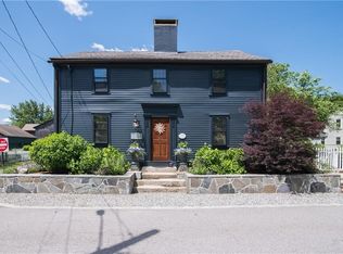 11 Fountain St, North Kingstown, RI 02852