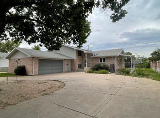 2905 W 1st St, North Platte, NE 69101