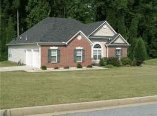 418 Hunting Ridge Way, Ellenwood, GA 30294
