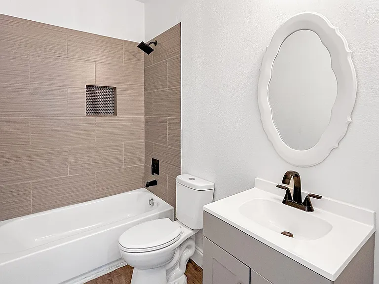 438 Gulf St — Photo 7