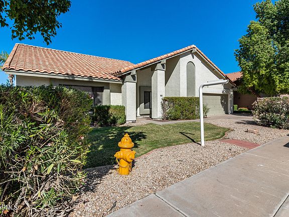 2nd image of 3830 N Wintergreen Way