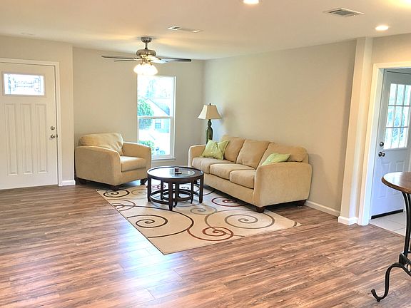 2nd image of 7504 Dartmoor Dr
