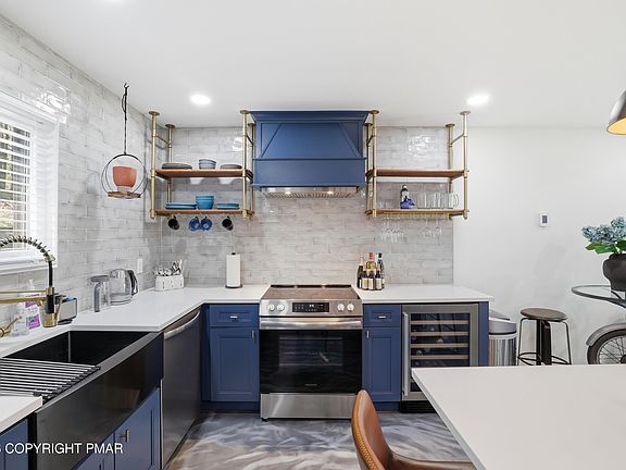 2nd image of 28 Middle Village Way