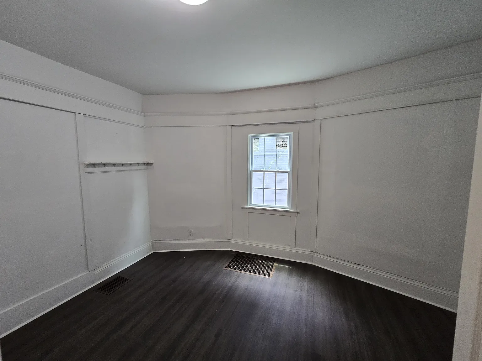 3 bed, $1,395 — Photo 3