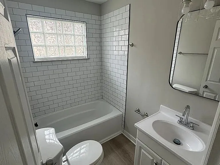 1009 Lilley Ave #A — Photo 4
