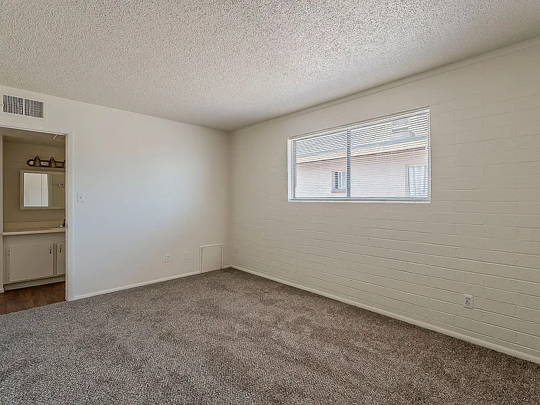 Cabrillo pointe apartments — Photo 22
