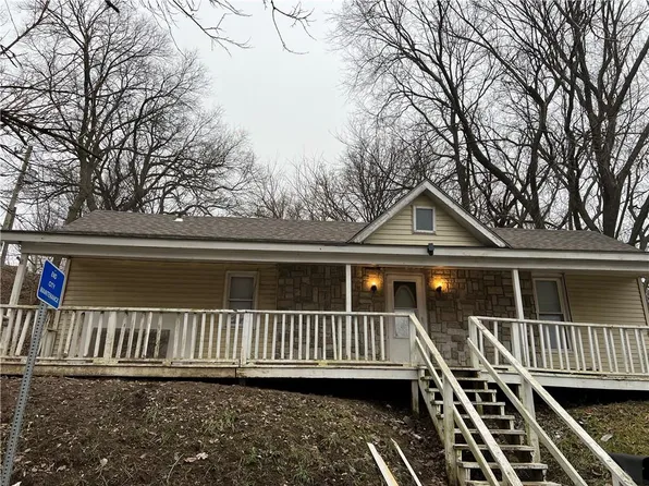 512 Lee St, Saint Joseph, MO 64504