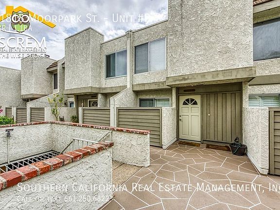 2nd image of 11818 Moorpark St Unit P