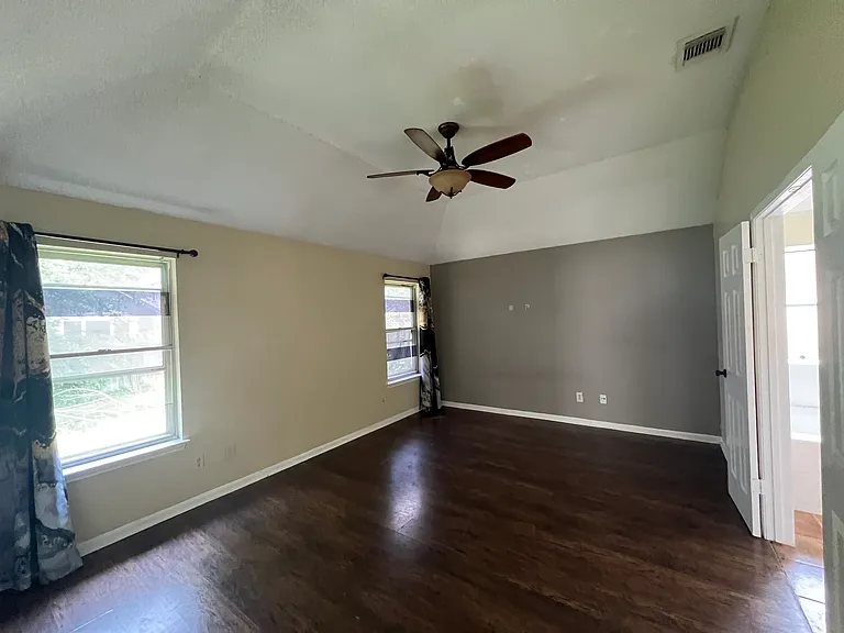 7994 Wayside Trl — Photo 15
