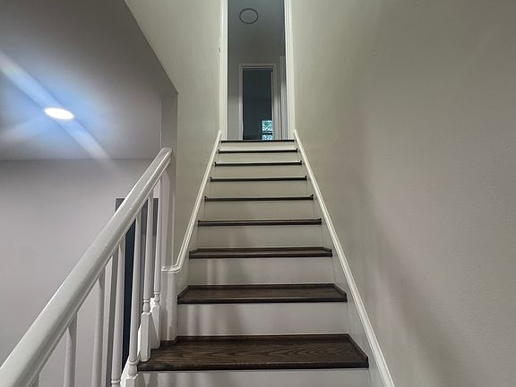 4th image of 5603 Newton St