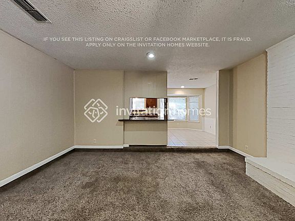 4th image of 1920 San Jacinto Dr
