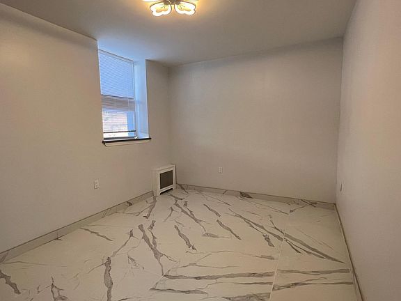 4th image of 15065 77th Ave #1