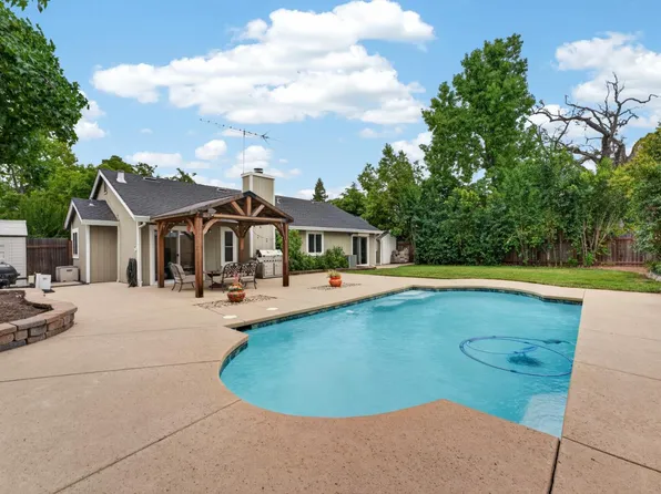 4048 Hunters Dr, Loomis, CA 95650