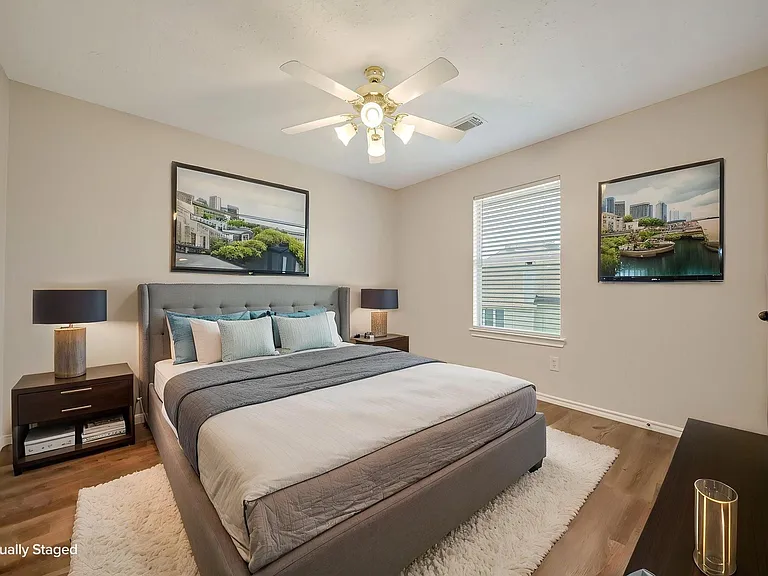 15311 Bronze Leaf Ct — Photo 17