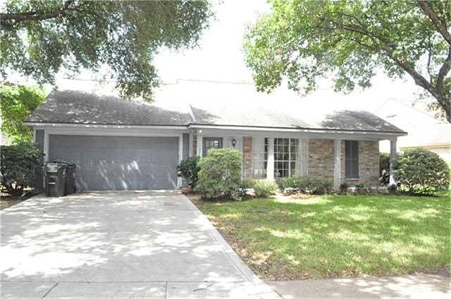 1st image of 3711 Bee Bayou Ln