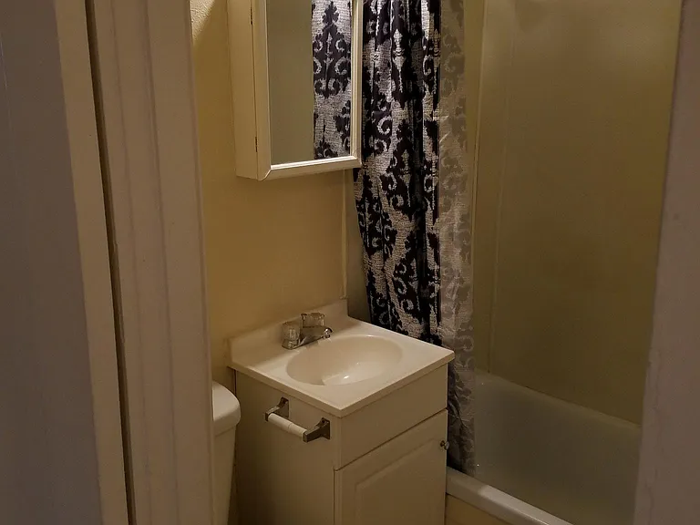 2610 E Douglas Ave #6 — Photo 10