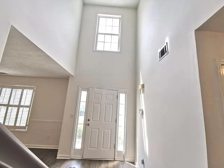 1844 Kristen Ct — Photo 3