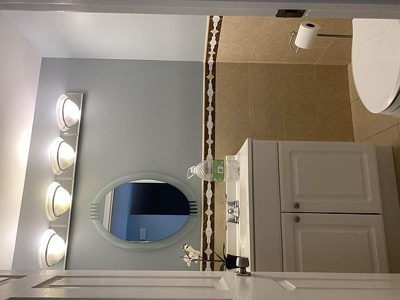 4th image of 717 Pintail Ct #717