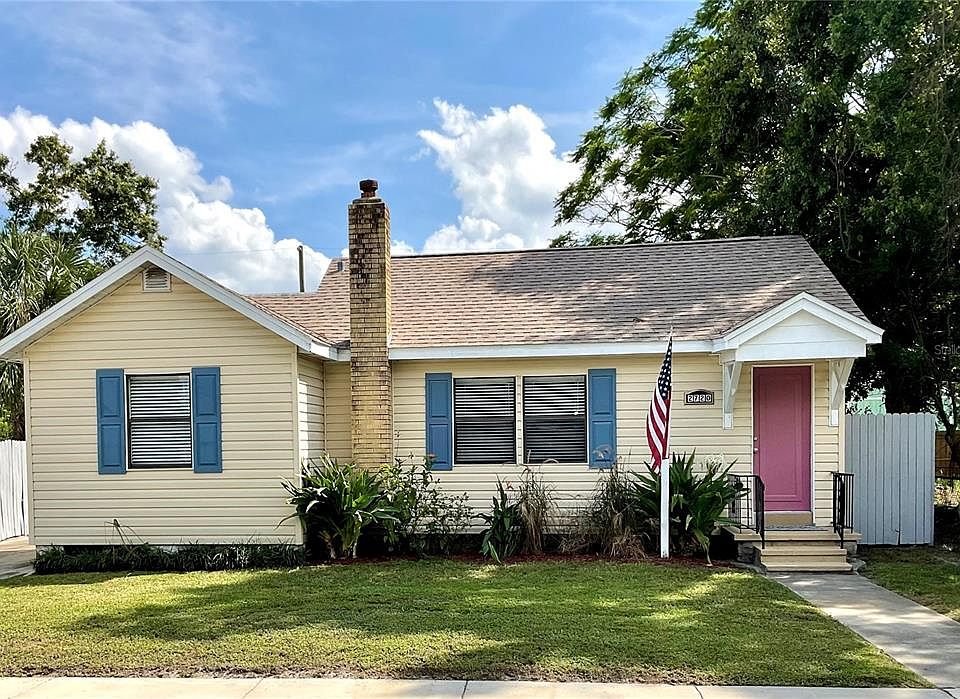 1st image of 2720 53RD AVENUE N