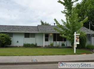 1420 Madrona Ln, Forest Grove, OR 97116
