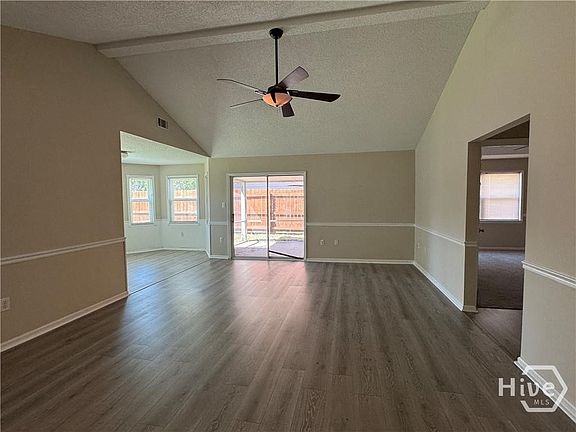 3rd image of 43 Teal Lake Dr