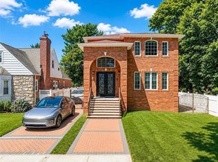 4132 220th St, Bayside, NY 11361