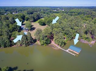 267 Chases Cove Ln, Irvington, VA 22480