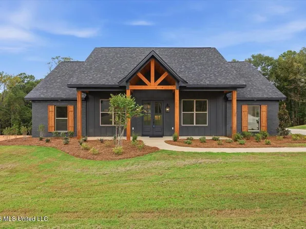 934 Mullican Rd, Florence, MS 39073