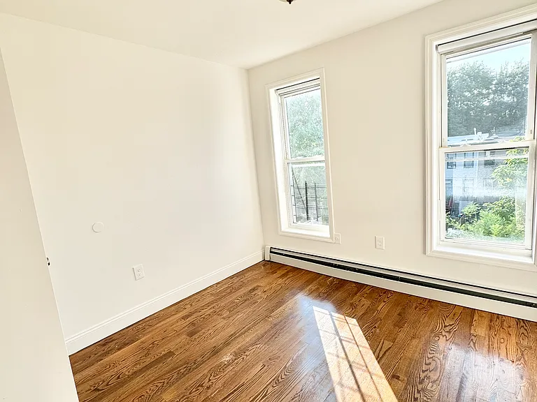 41 Pilling St #2 — Photo 9